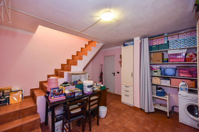 Villa Trifamiliare in Vendita a Rivarossa