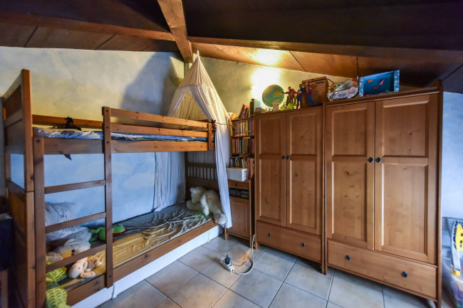 Villa Trifamiliare in Vendita a Rivarossa