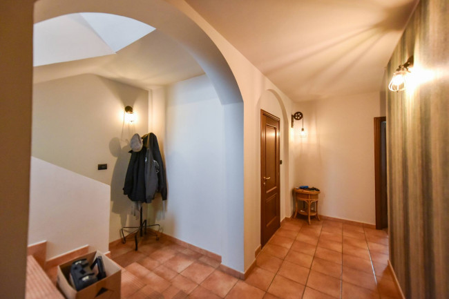 Villa Trifamiliare in Vendita a Rivarossa