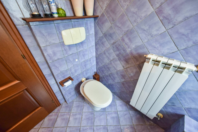 Villa Trifamiliare in Vendita a Rivarossa