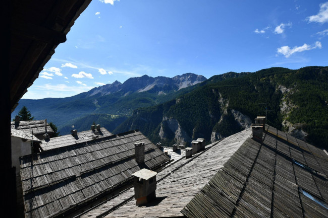 Appartamento in Vendita a Bardonecchia