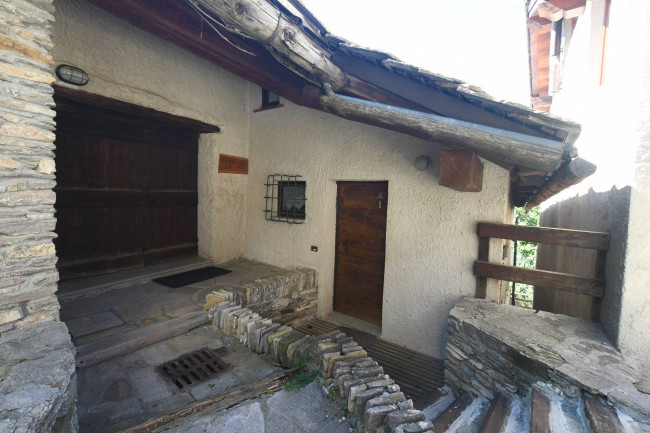 Appartamento in Vendita a Bardonecchia