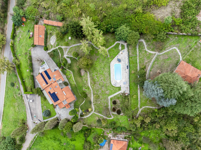 Villa Bifamiliare in Vendita a Gassino Torinese