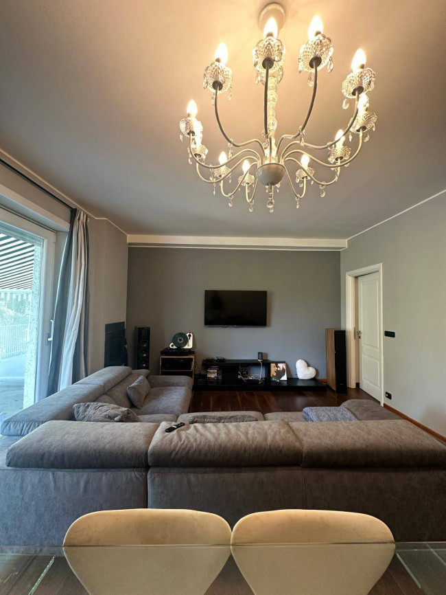 Villa Bifamiliare in Vendita a Gassino Torinese