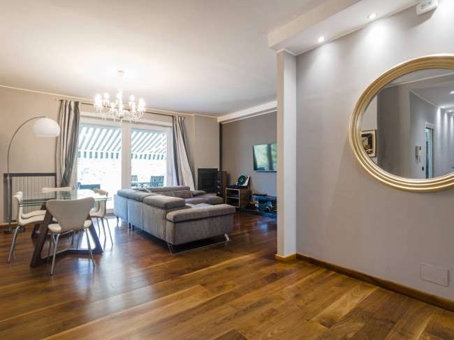 Villa Bifamiliare in Vendita a Gassino Torinese