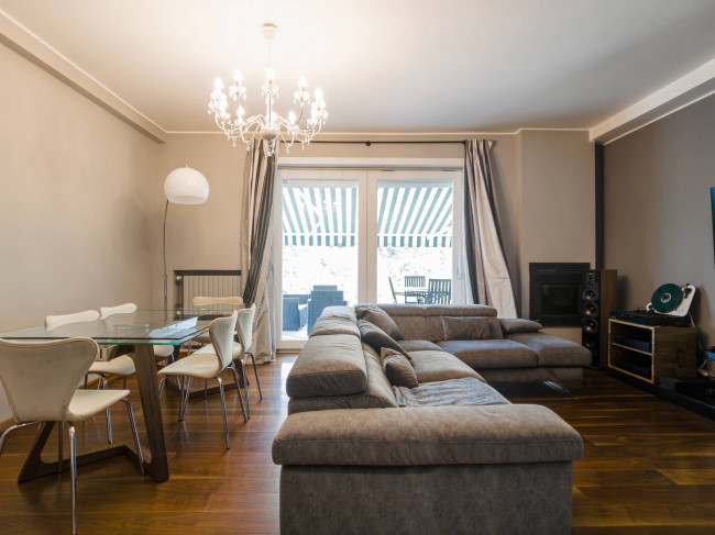 Villa Bifamiliare in Vendita a Gassino Torinese