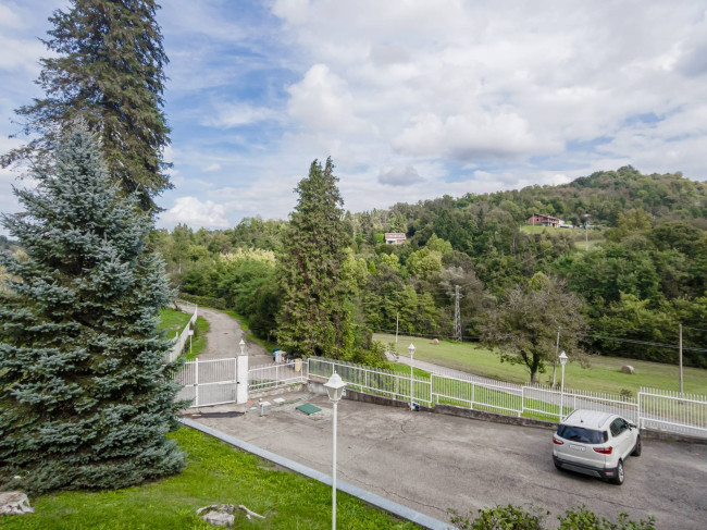 Villa Bifamiliare in Vendita a Gassino Torinese