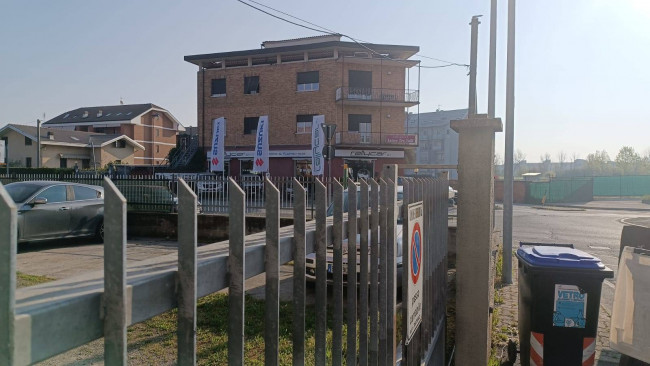 Negozio in Vendita a Borgaro Torinese
