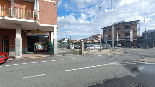 Posto Auto in Vendita a Borgaro Torinese