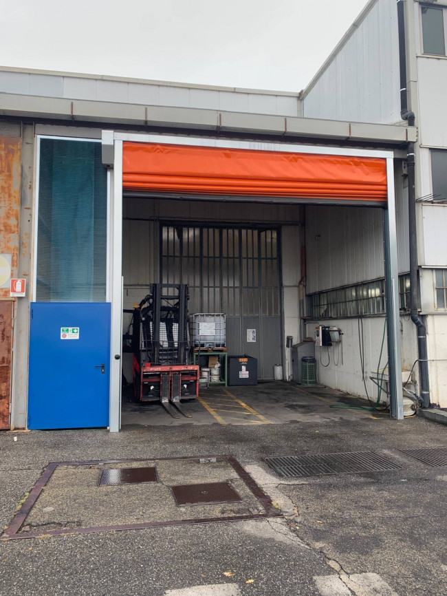 Capannone in Vendita a Caselette