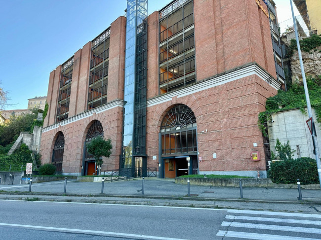 Box o garage in vendita a Moncalieri