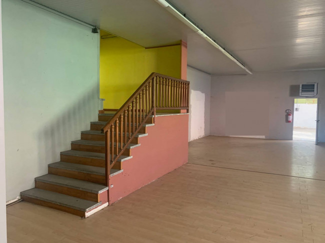 Locale commerciale in Vendita a Caselette