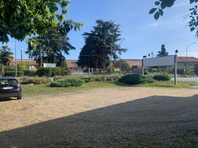 Locale commerciale in Vendita a Caselette