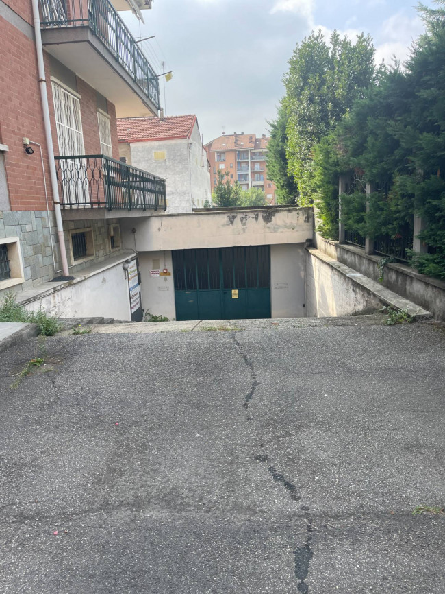 Magazzino in vendita a Trofarello