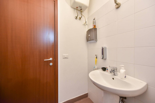 Negozio in affitto a Grugliasco
