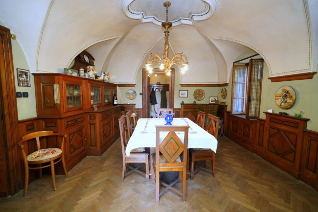 Villa Storica in Vendita a Borgosesia