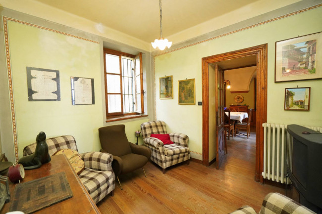 Villa Storica in Vendita a Borgosesia