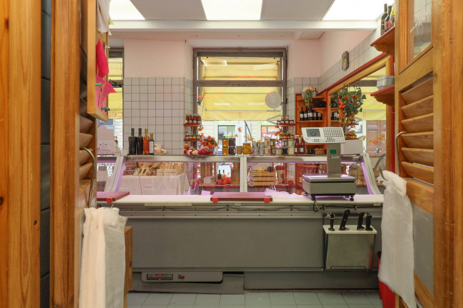 Attività Commerciale - Macelleria - Salumeria in Vendita a Torino