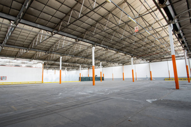 Capannone in Vendita a Rivoli