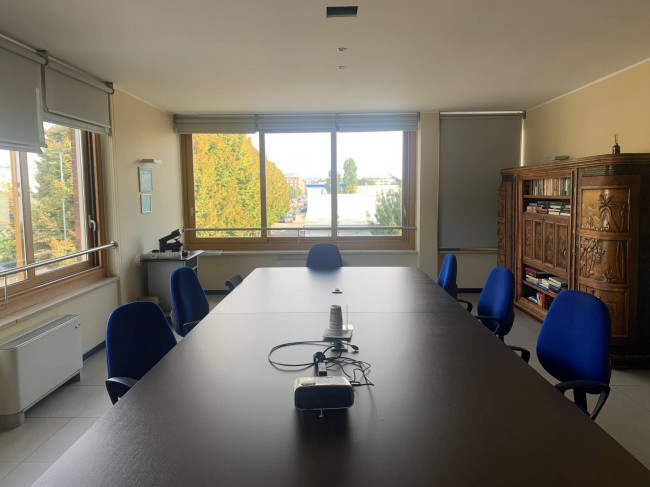 Capannone in Vendita a Rivoli