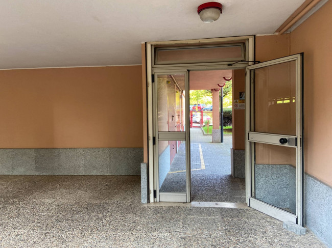 Appartamento in Vendita a Biassono