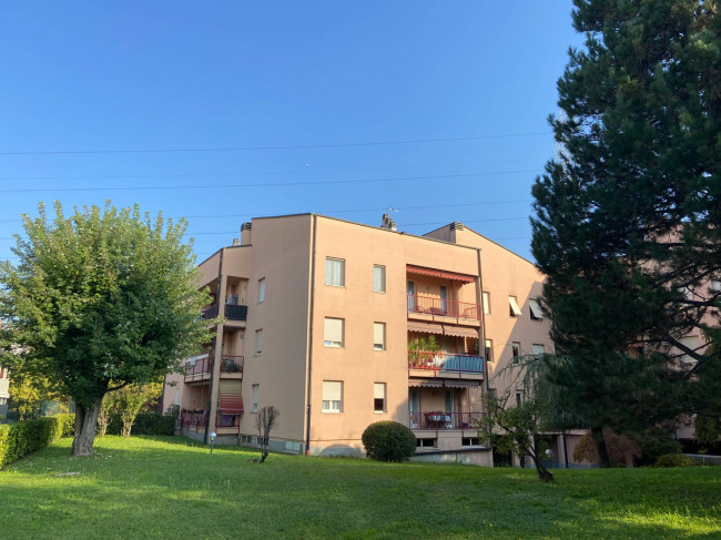 Appartamento in Vendita a Biassono