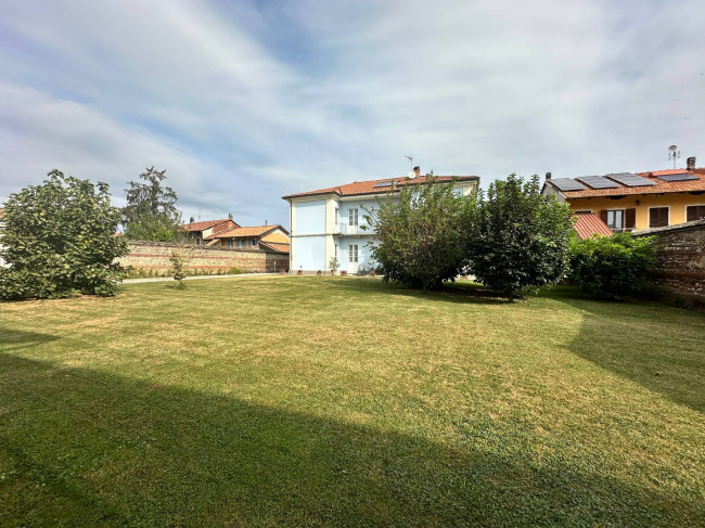 Villa Storica in Vendita a Caluso