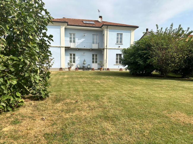 Villa Storica in Vendita a Caluso