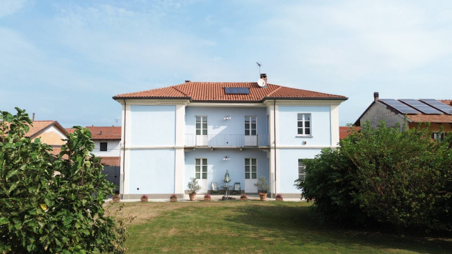 Villa Storica in Vendita a Caluso