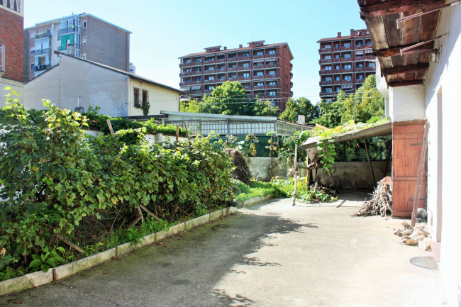 Casa indipendente in Vendita a Torino