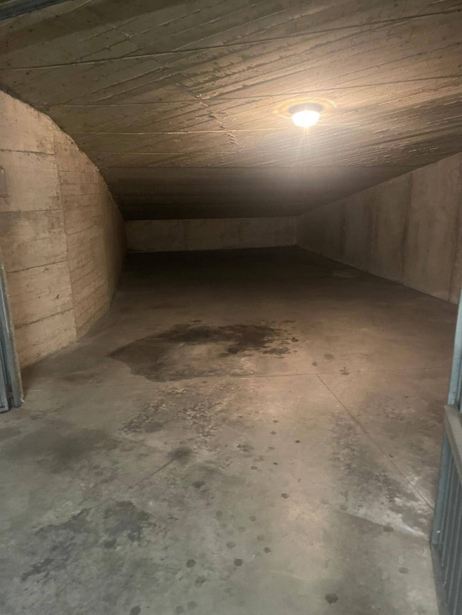 Box o garage in vendita a Torino