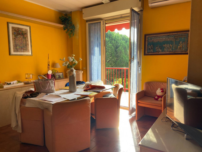 Appartamento in Vendita a Biassono