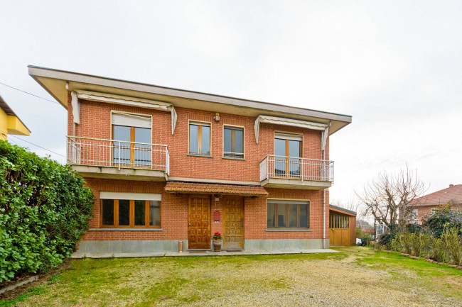 Villa Bifamiliare in Vendita a Arignano