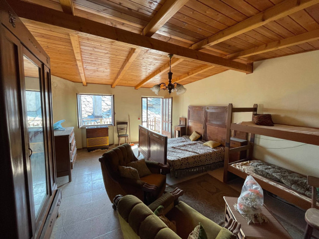 Porzione di casa in Vendita a Giaveno