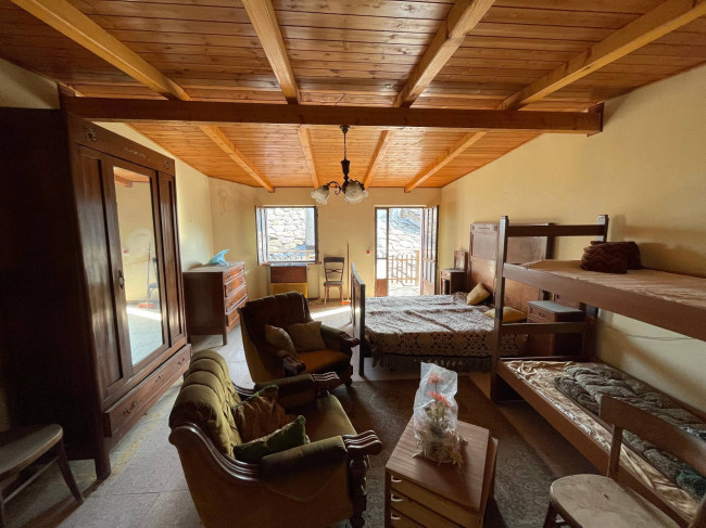 Porzione di casa in Vendita a Giaveno