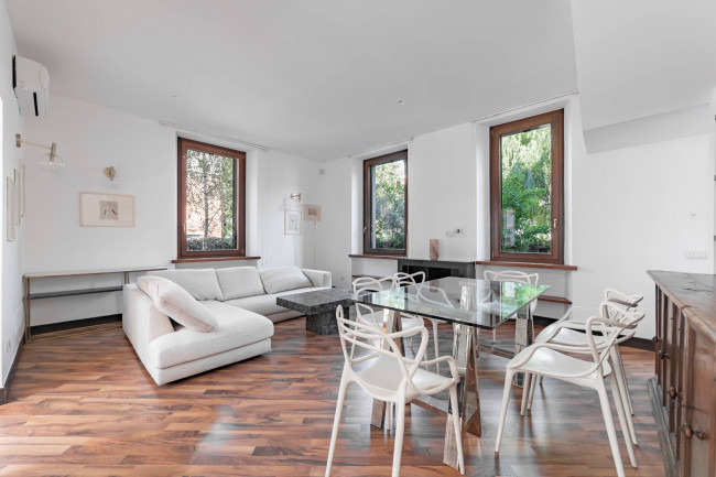 Villa in Affitto a Milano