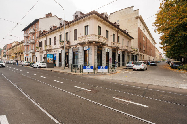 Attività Commerciale - Pizzeria in Vendita a Torino