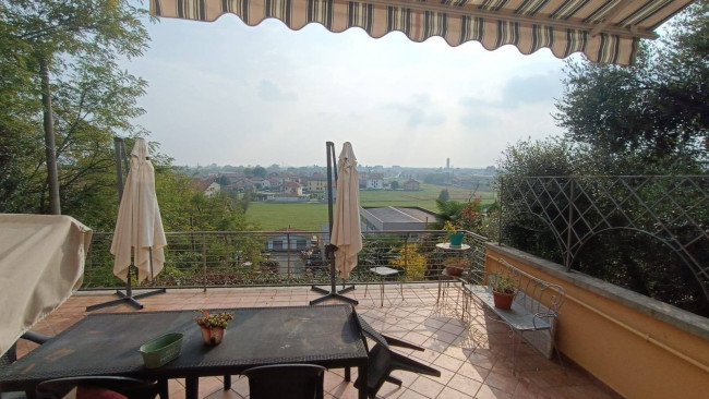 Villa in Vendita a San Francesco al Campo