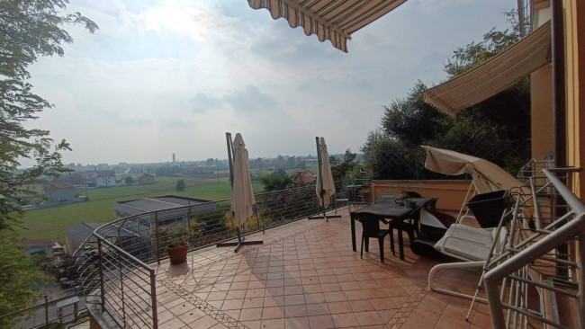 Villa in Vendita a San Francesco al Campo