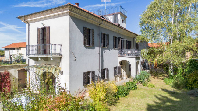 Dimora Storica in Vendita a Cuneo