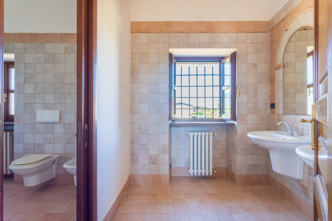 Dimora Storica in Vendita a Cuneo