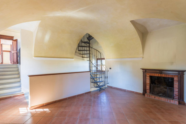 Dimora Storica in Vendita a Cuneo