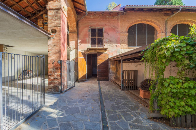 Dimora Storica in Vendita a Cuneo