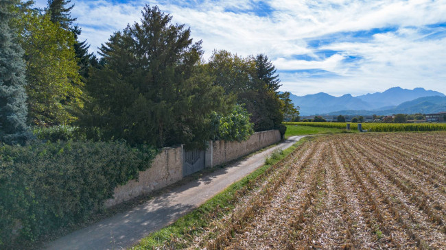 Dimora Storica in Vendita a Cuneo
