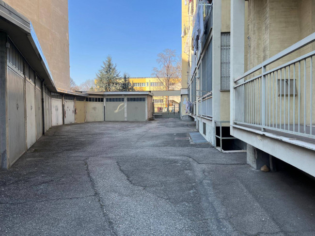 Box o garage in Vendita a Torino