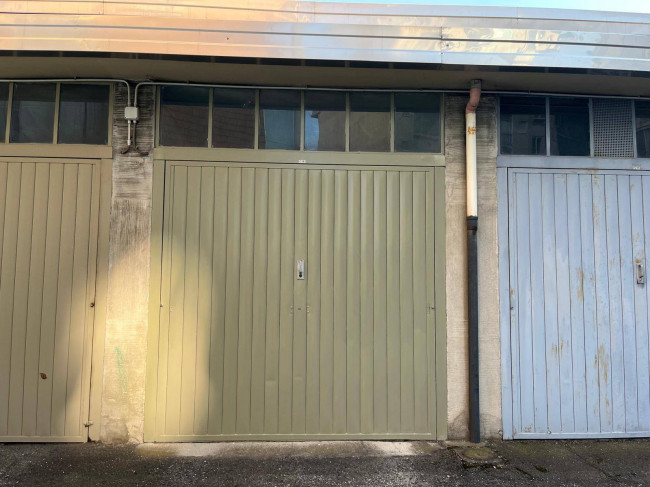 Box o garage in Vendita a Torino