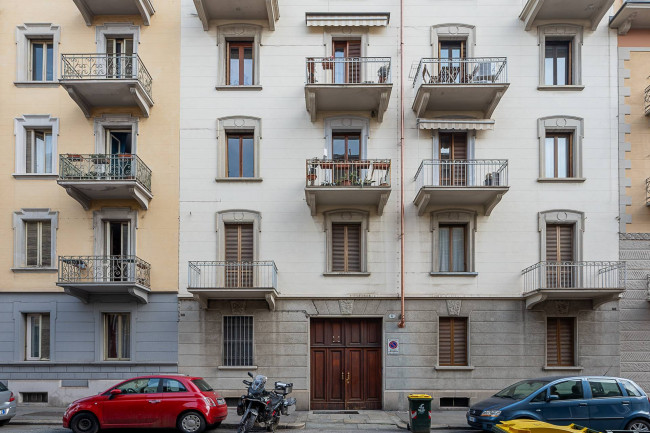 Apartment for Sale to Torino