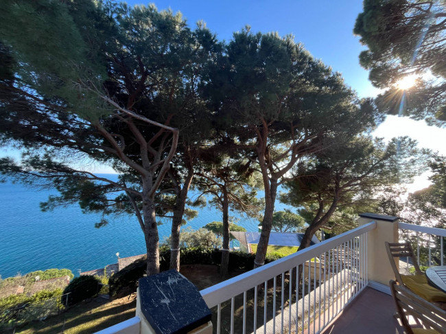 Appartamento in Vendita a Arenzano