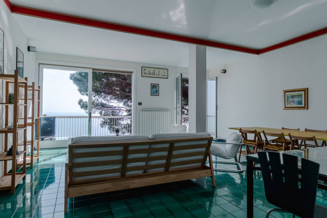 Appartamento in Vendita a Arenzano