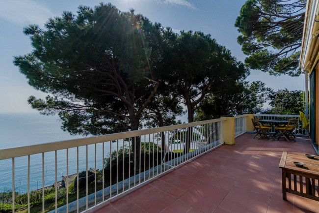 Appartamento in Vendita a Arenzano